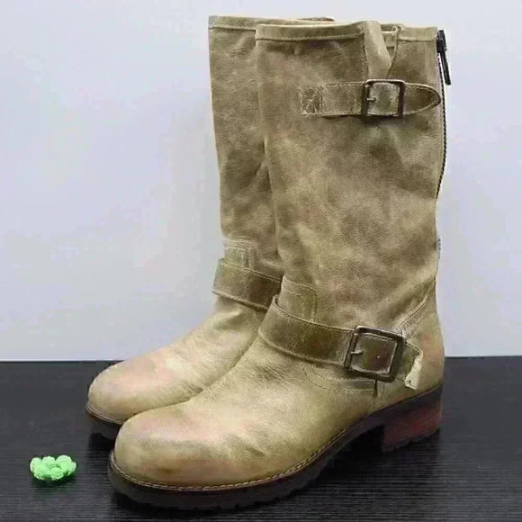 Steven Madden Buckette Brown/Gray Distressed Boots - Picture 1 of 11